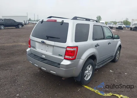 2010 Ford Escape Xlt из США, поврежденный, VIN 1FMCU9DG5AKB16731